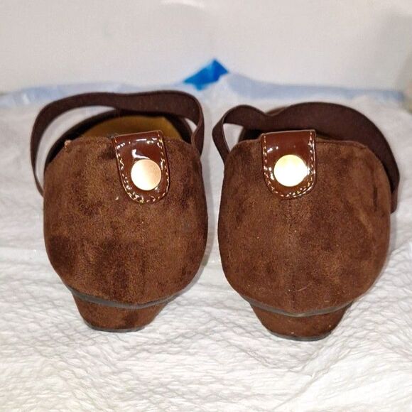 Comfortview Women's Mary Jane Shoes Low Heels Faux Suede Slip Ons Size 12 - Picture 7 of 12